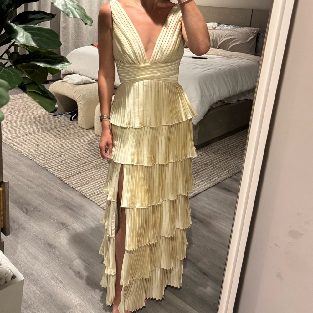 Matilda Maxi Dress in Light Yellow